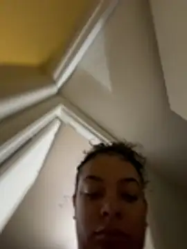 Snapshot of allybluee777 chatting on January 11, 2026, 10:53 am allybluee777 online show from January 11, 2026, 10:53 am