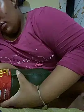 chubbybbw18 online show from December 2, 2025, 11:37 am