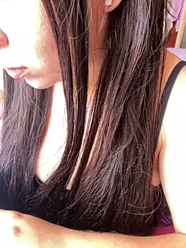 Snapshot of Malika_khalid chatting on October 6, 2025, 5:43 pm Malika khalid online show from October 6, 2025, 5:43 pm