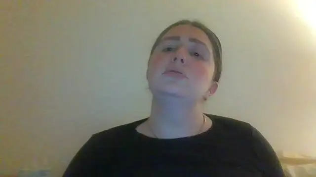 Snapshot of CherryJuneExperience chatting on December 15, 2025, 12:59 am CherryJuneExperience online show from December 15, 2025, 12:59 am