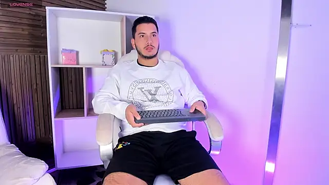 Axel grey  online show from November 9, 2025, 12:58 pm