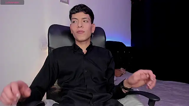 Snapshot of sweety_taylor chatting on September 10, 2025, 12:43 am sweety taylor online show from September 10, 2025, 12:43 am