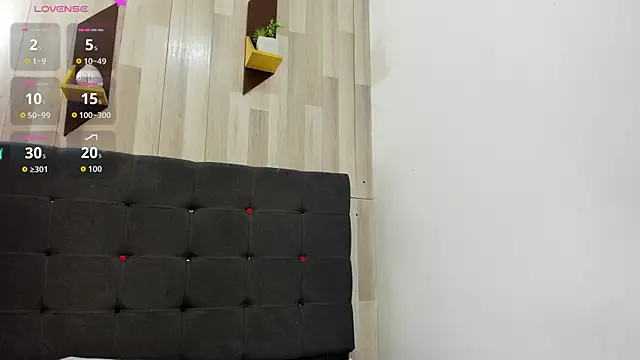 Snapshot of Kloeh_Star chatting on November 5, 2025, 7:47 pm Kloeh Star online show from November 5, 2025, 7:47 pm