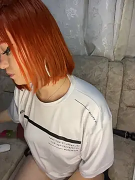 Snapshot of Alysson_LS chatting on December 5, 2025, 3:15 am Alysson LS online show from December 5, 2025, 3:15 am