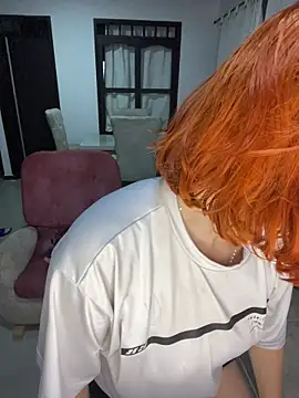 Snapshot of Alysson_LS chatting on December 15, 2025, 2:38 am Alysson LS online show from December 15, 2025, 2:38 am