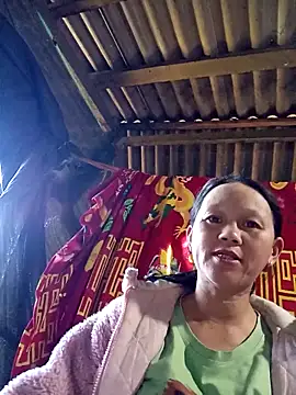 MaiHoa69 online show from November 15, 2025, 2:42 am