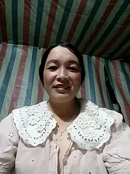 Snapshot of Bliss_rose chatting on October 16, 2025, 7:09 am Bliss rose online show from October 16, 2025, 7:09 am