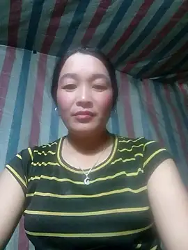 Snapshot of Bliss_rose chatting on November 12, 2025, 7:31 am Bliss rose online show from November 12, 2025, 7:31 am