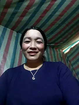 Snapshot of Bliss_rose chatting on November 14, 2025, 6:34 am Bliss rose online show from November 14, 2025, 6:34 am