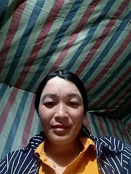 Snapshot of Bliss_rose chatting on November 15, 2025, 10:23 am Bliss rose online show from November 15, 2025, 10:23 am