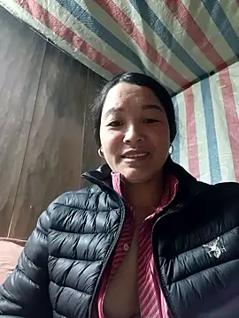 Snapshot of Bliss_rose chatting on January 16, 2026, 3:43 am Bliss rose online show from January 16, 2026, 3:43 am