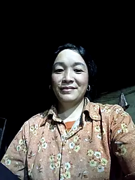 Snapshot of Bliss_rose chatting on February 18, 2026, 12:34 pm Bliss rose online show from February 18, 2026, 12:34 pm