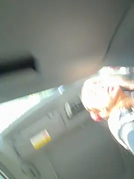 xiaoqiao ss online show from October 25, 2025, 4:09 am