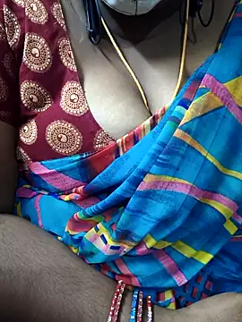 Snapshot of TAMIL_ELAKKIYA chatting on September 23, 2025, 5:05 pm TAMIL ELAKKIYA online show from September 23, 2025, 5:05 pm