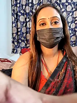 Snapshot of Cute-lusi chatting on November 8, 2025, 7:34 pm Cute-lusi online show from November 8, 2025, 7:34 pm