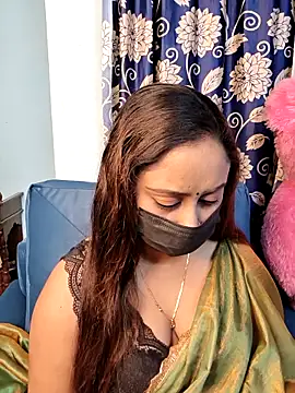 Snapshot of Cute-lusi chatting on December 4, 2025, 11:41 am Cute-lusi online show from December 4, 2025, 11:41 am