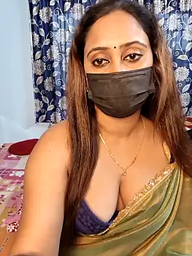 Snapshot of Cute-lusi chatting on December 15, 2025, 12:48 am Cute-lusi online show from December 15, 2025, 12:48 am