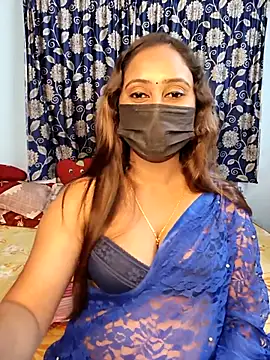 Cute-lusi online show from March 18, 2026, 6:55 pm