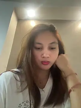 Snapshot of LanySylvia chatting on May 9, 2026, 6:35 pm LanySylvia online show from May 9, 2026, 6:35 pm