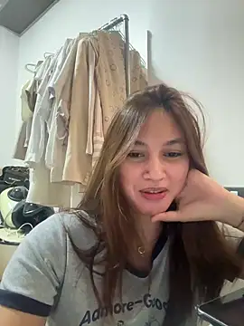 Snapshot of LanySylvia chatting on May 20, 2026, 3:29 pm LanySylvia online show from May 20, 2026, 3:29 pm