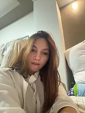 Snapshot of LanySylvia chatting on May 27, 2026, 3:53 pm LanySylvia online show from May 27, 2026, 3:53 pm
