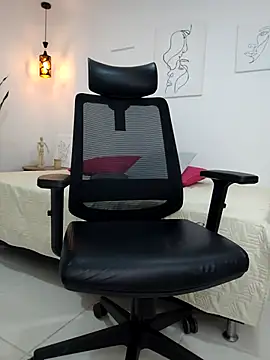 damian bull online show from October 26, 2025, 7:42 pm