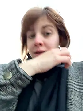 Snapshot of Only_April chatting on November 14, 2025, 11:31 am Only April online show from November 14, 2025, 11:31 am