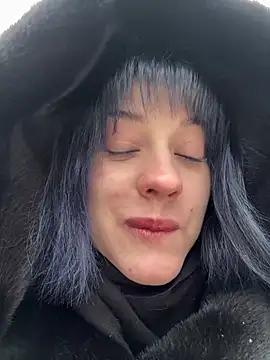 Only April online show from January 13, 2026, 9:25 am