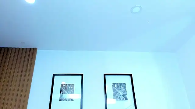 catalina jolie online show from December 19, 2025, 4:30 am