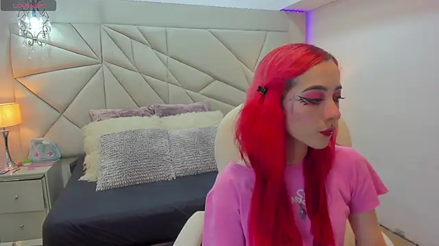 persefone 333 online show from October 4, 2025, 7:56 pm