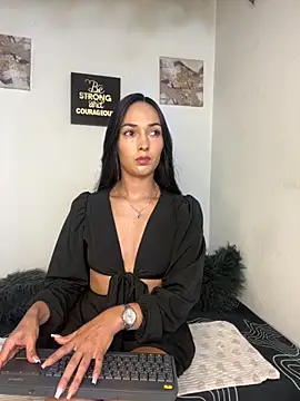 fetish foot  online show from October 21, 2025, 3:02 pm