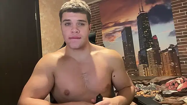 Snapshot of MusclePhantom chatting on November 11, 2025, 9:37 pm MusclePhantom online show from November 11, 2025, 9:37 pm