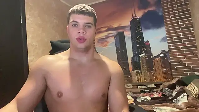 Snapshot of MusclePhantom chatting on December 2, 2025, 9:10 pm MusclePhantom online show from December 2, 2025, 9:10 pm