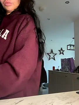 BELLABLACKXUK online show from November 12, 2025, 1:22 pm