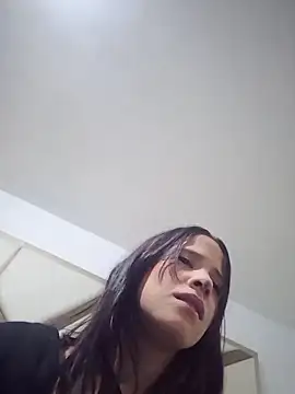 KLOE LUSTX online show from February 17, 2026, 7:38 am