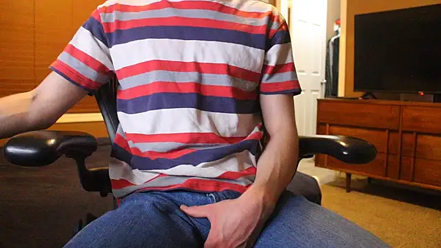 jjjjjfive online show from April 11, 2026, 2:38 am