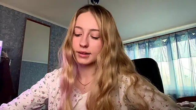 Jetta Corsacami online show from November 7, 2025, 11:32 am