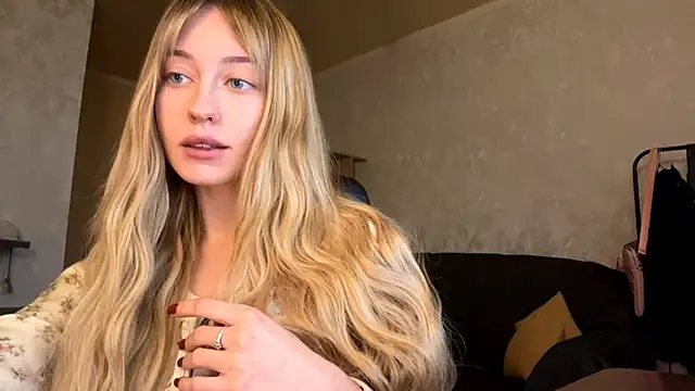 Jetta Corsacami online show from December 2, 2025, 12:10 pm