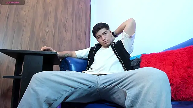 juanmechanic  online show from October 24, 2025, 5:09 pm