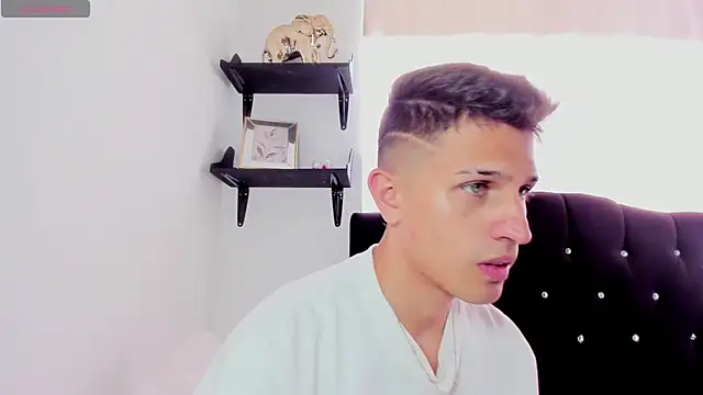 kevin ahss online show from April 14, 2026, 8:59 pm