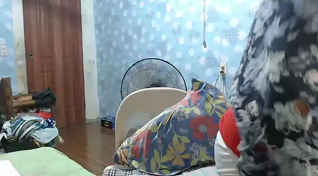 amazing jane2918 online show from January 22, 2025, 3:18 pm