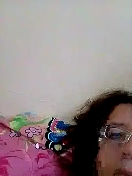 Snapshot of Sondosa3 chatting on October 26, 2025, 6:41 am Sondosa3 online show from October 26, 2025, 6:41 am