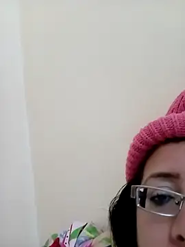 Snapshot of Sondosa3 chatting on December 5, 2025, 7:17 am Sondosa3 online show from December 5, 2025, 7:17 am