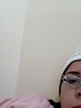 Snapshot of Sondosa3 chatting on December 15, 2025, 8:02 pm Sondosa3 online show from December 15, 2025, 8:02 pm