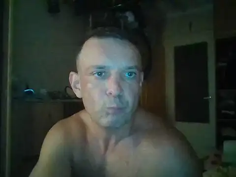 Snapshot of krolik1925 chatting on July 12, 2026, 8:00 pm krolik1925 online show from July 12, 2026, 8:00 pm