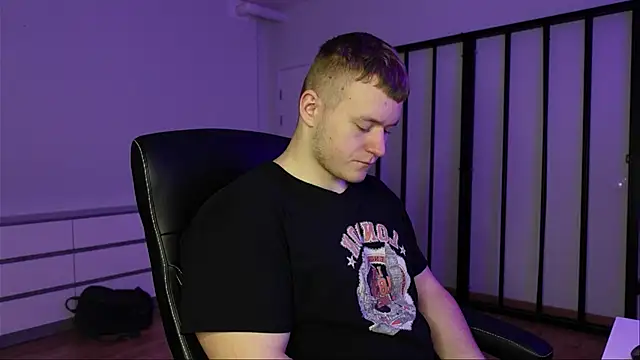 Richard Dullas online show from November 30, 2025, 2:10 pm