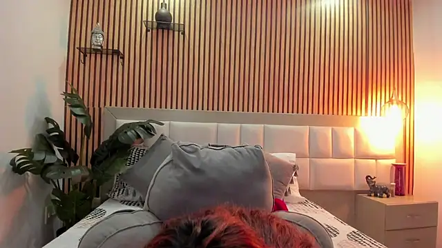 Snapshot of KattyBonnie chatting on December 3, 2025, 7:34 pm KattyBonnie online show from December 3, 2025, 7:34 pm