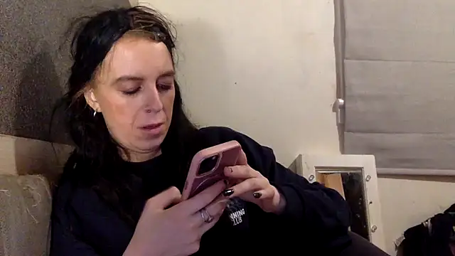 Snapshot of Bellababexox chatting on April 24, 2026, 2:58 am Bellababexox online show from April 24, 2026, 2:58 am