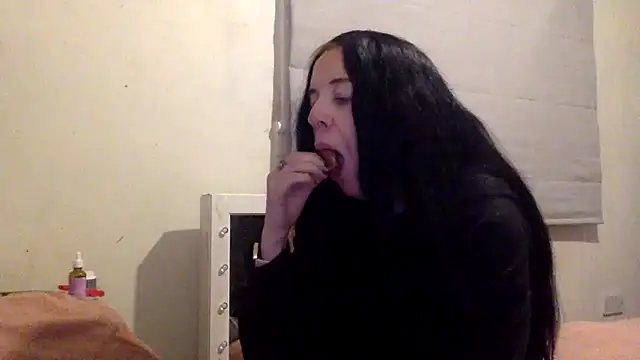 Snapshot of Bellababexox chatting on May 9, 2026, 5:23 am Bellababexox online show from May 9, 2026, 5:23 am