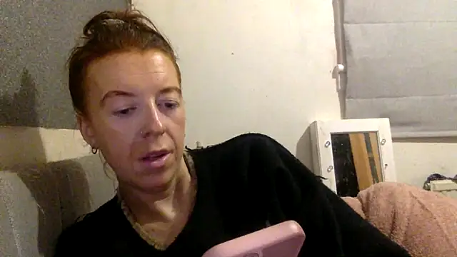 Snapshot of Bellababexox chatting on May 26, 2026, 5:58 am Bellababexox online show from May 26, 2026, 5:58 am